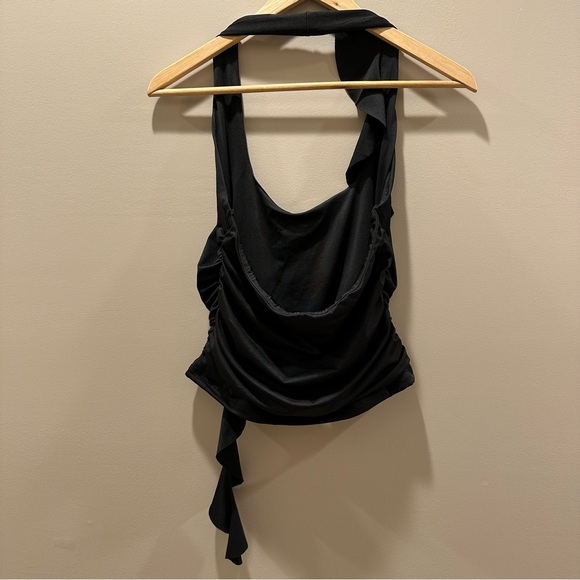 Halter Ruffle Crop Top - Picture 3 of 4